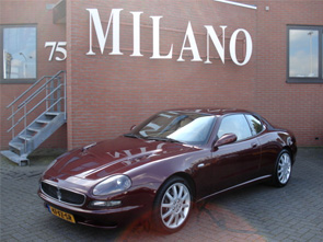 Prachtige bordeaux-rode Maserati 3200 GTA automaat met beige lederen interieur