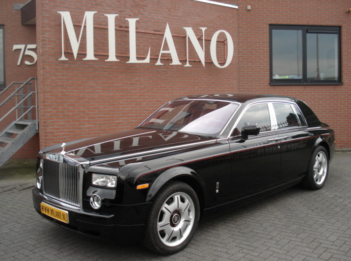 Unieke Rolls Royce Phantom Black edition (1 van 25 ) te koop bij Milano